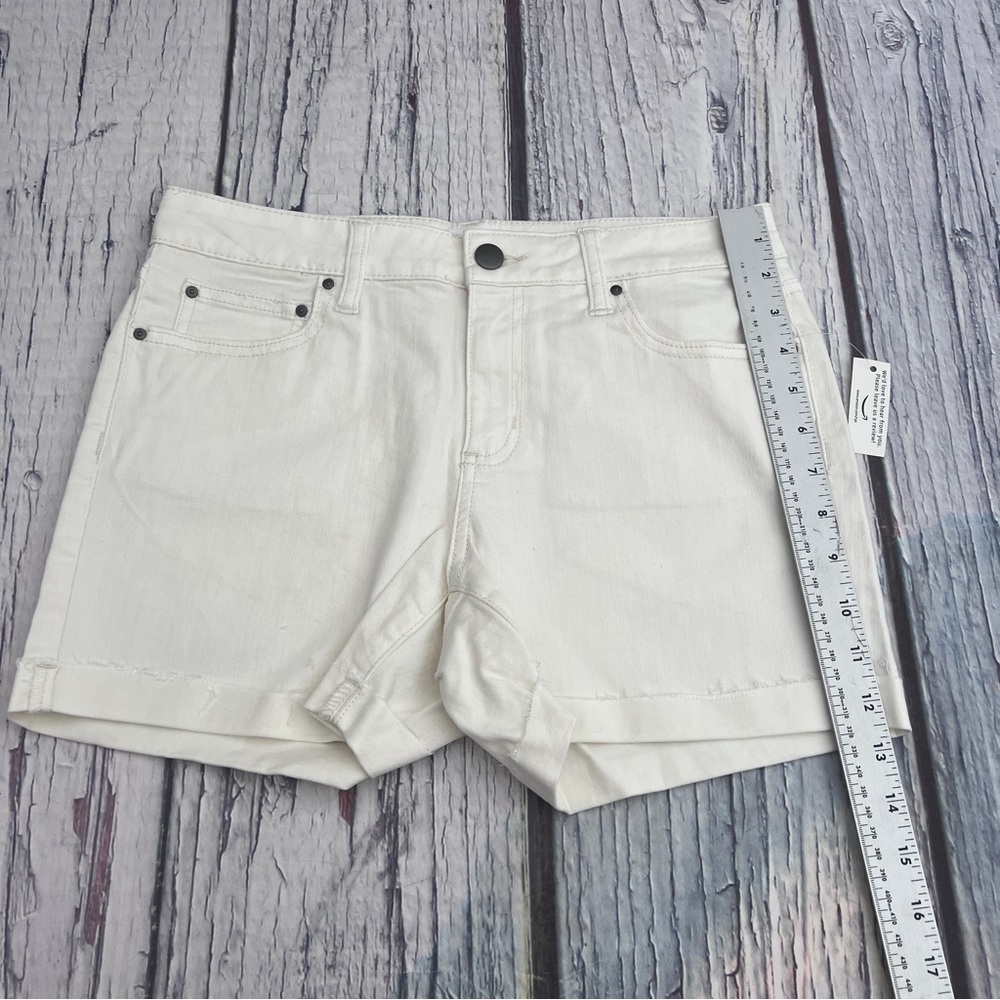 Daily Ritual Women's White(Cream) Denim Turn-Cuff Shorts Size 27 - Picture 7 of 13